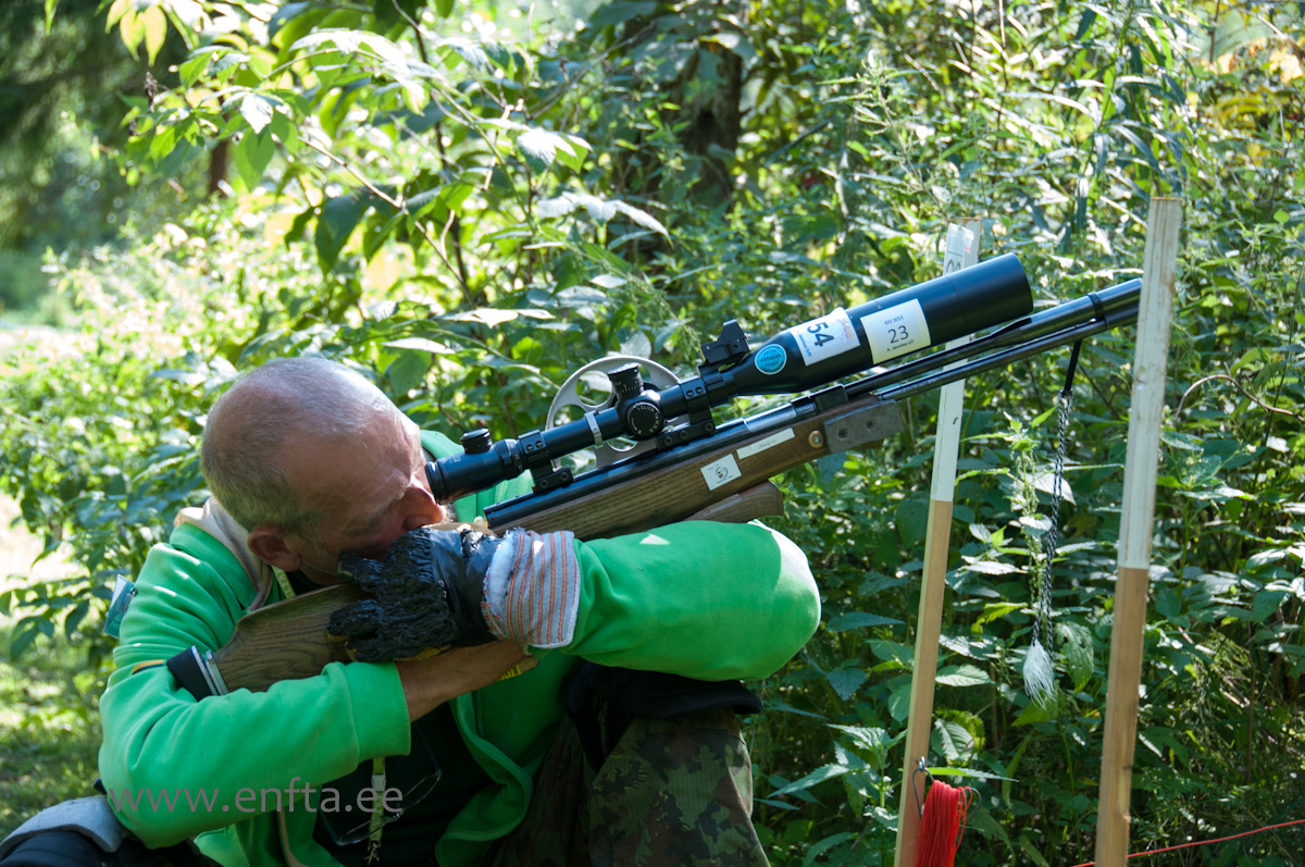 Aleksas Jaunius LT, Weihrauch HW 97 K, Leapers 8-32x56